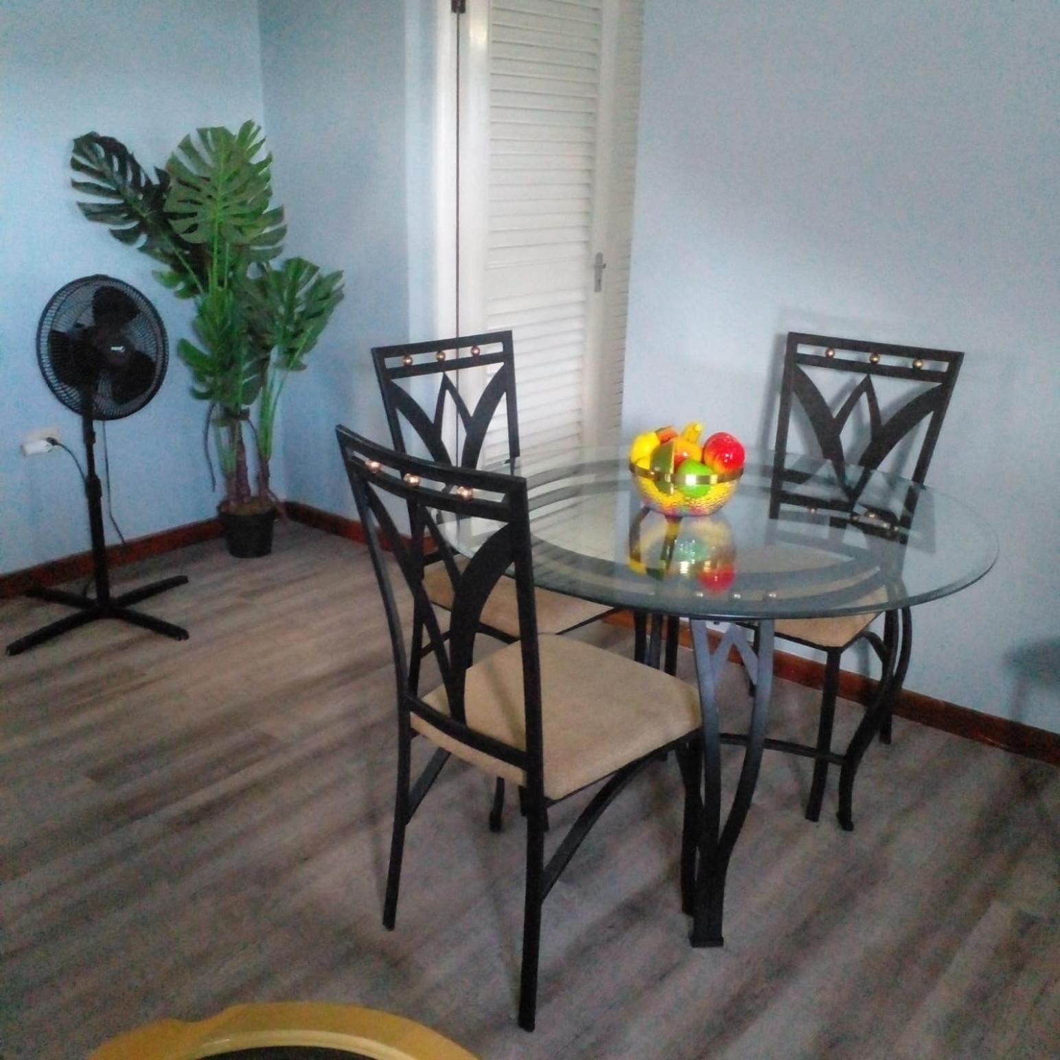 Czar'S Citadel-2 Bedroom Apt 23E At Columbus Heights أوشو ريوس المظهر الخارجي الصورة